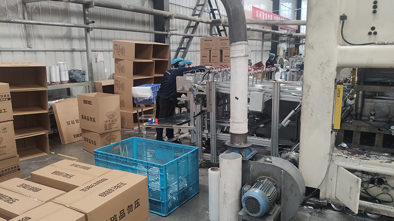 disposable baking foil container best brands for baking pans disposable cupcake tin with lid